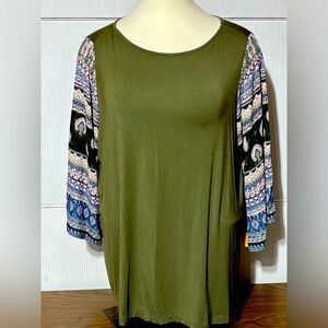 Belle by Kim Gravel 3X Olive Green Women's Top with Patterned Sleeves 30”L